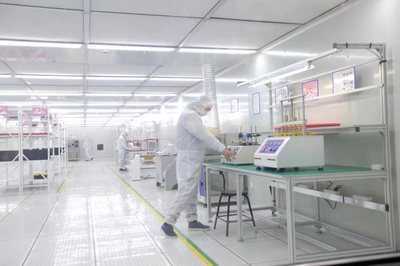 科技創新驅動發展新引擎 走進經開區電子產品研發產業